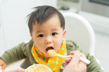 Smikkelen en smullen: alles over de eerste hapjes van je baby