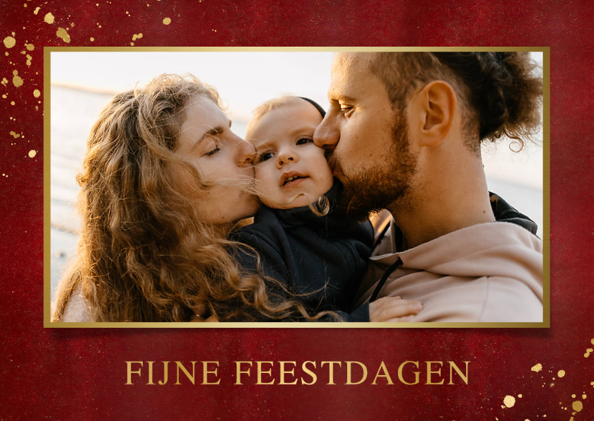 Kerstkaarten - Stijlvolle rood met gouden kerstkaart liggend met eigen foto